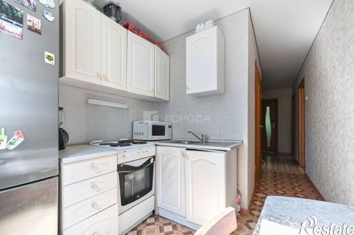 3-комн квартира улица Георгиева, 3,  д. 3