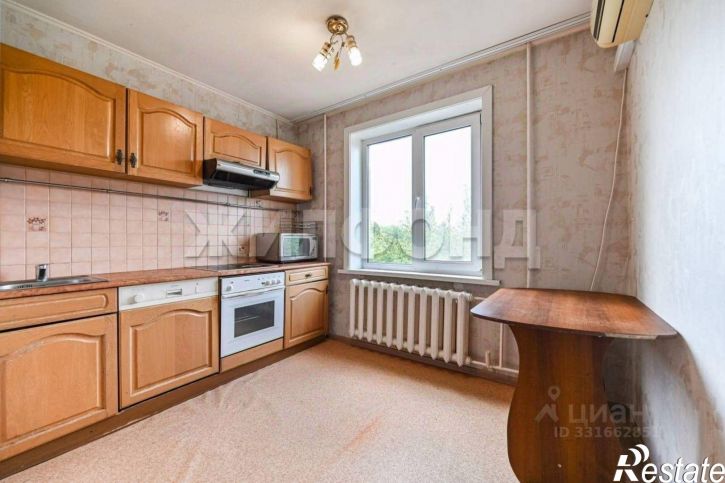 2-комн квартира улица Юрина, 219,  д. 219