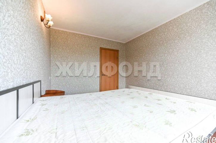 2-комн квартира улица Юрина, 219,  д. 219