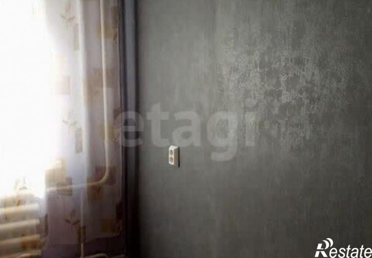 2-комн квартира улица Сухэ-Батора, 8,  д. 8
