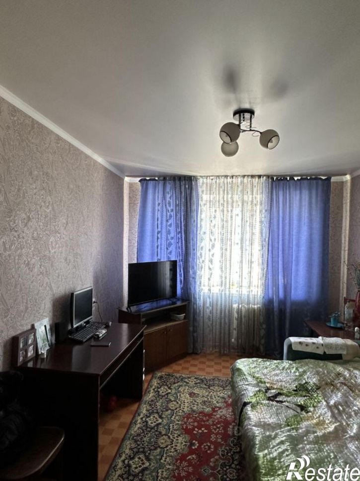 3-комн квартира улица Островского, 15,  д. 15
