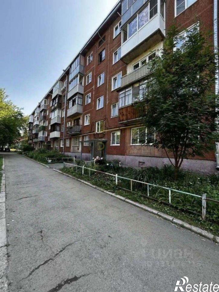 2-комн квартира ул Антона Петрова, 110а,  д. 110а