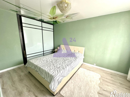 Продажа 3-комн квартиры улица Космонавтов, дом 17