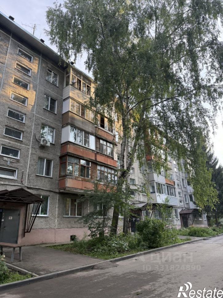3-комн квартира ул Георгиева, 49,  д. 49
