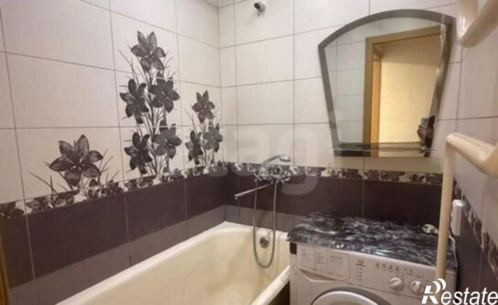 3-комн квартира ул Малахова, 57,  д. 57
