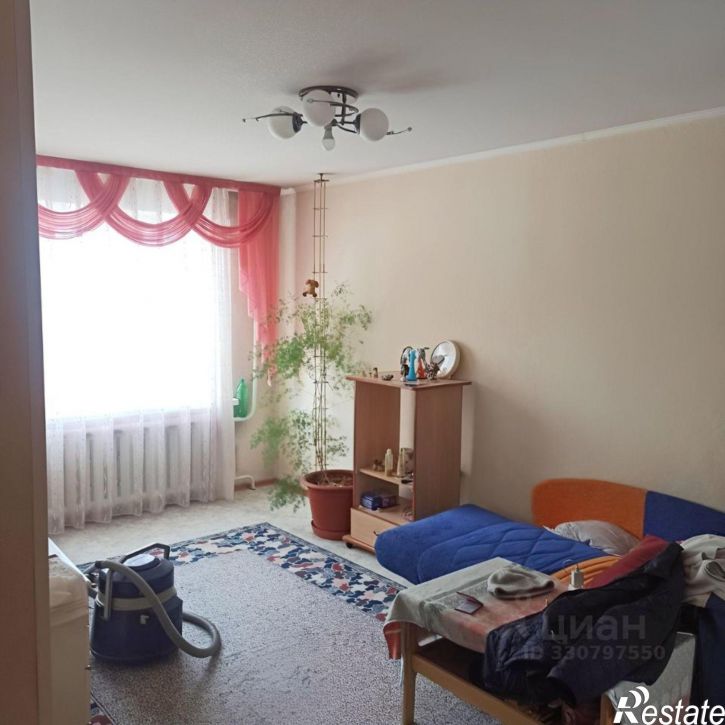 3-комн квартира улица Сухэ-Батора, 9,  д. 9