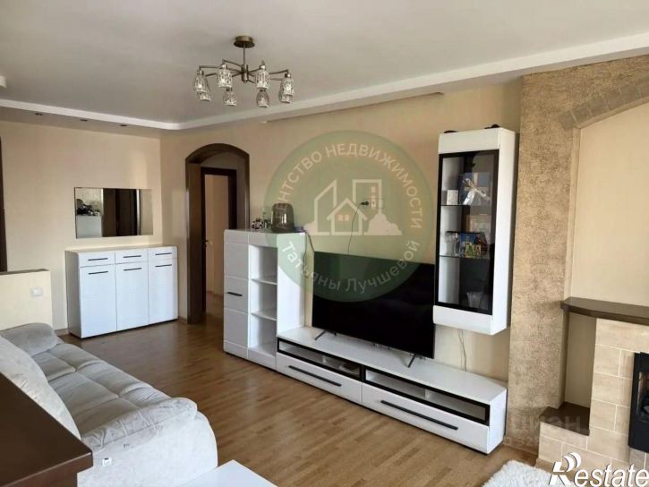 3-комн квартира Лазурная улица, 58,  д. 58