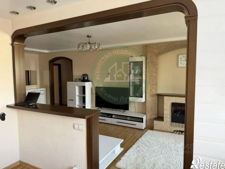 3-комн квартира Лазурная улица, 58,  д. 58