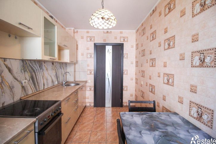 2-комн квартира Лазурная, 31