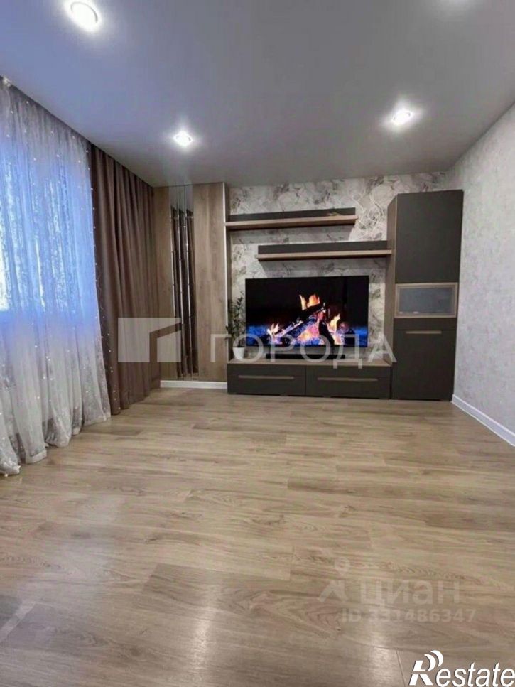 3-комн квартира ул Монтажников, 8,  д. 8