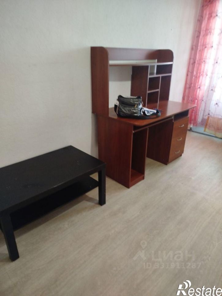 2-комн квартира улица Антона Петрова, 250,  д. 250