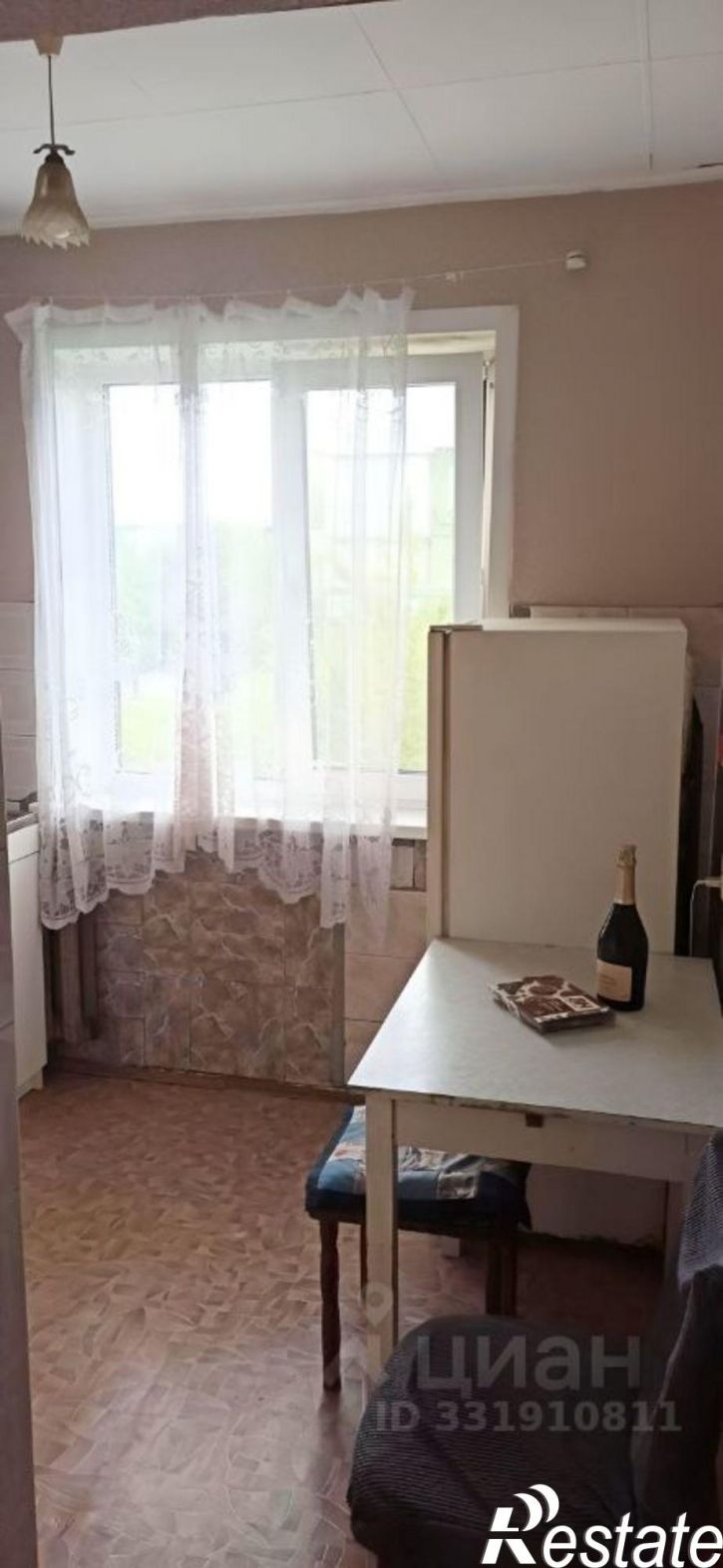 2-комн квартира улица Георгия Исакова, 105,  д. 105