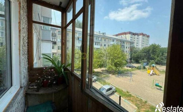 3-комн квартира ул Германа Титова, 42,  д. 42