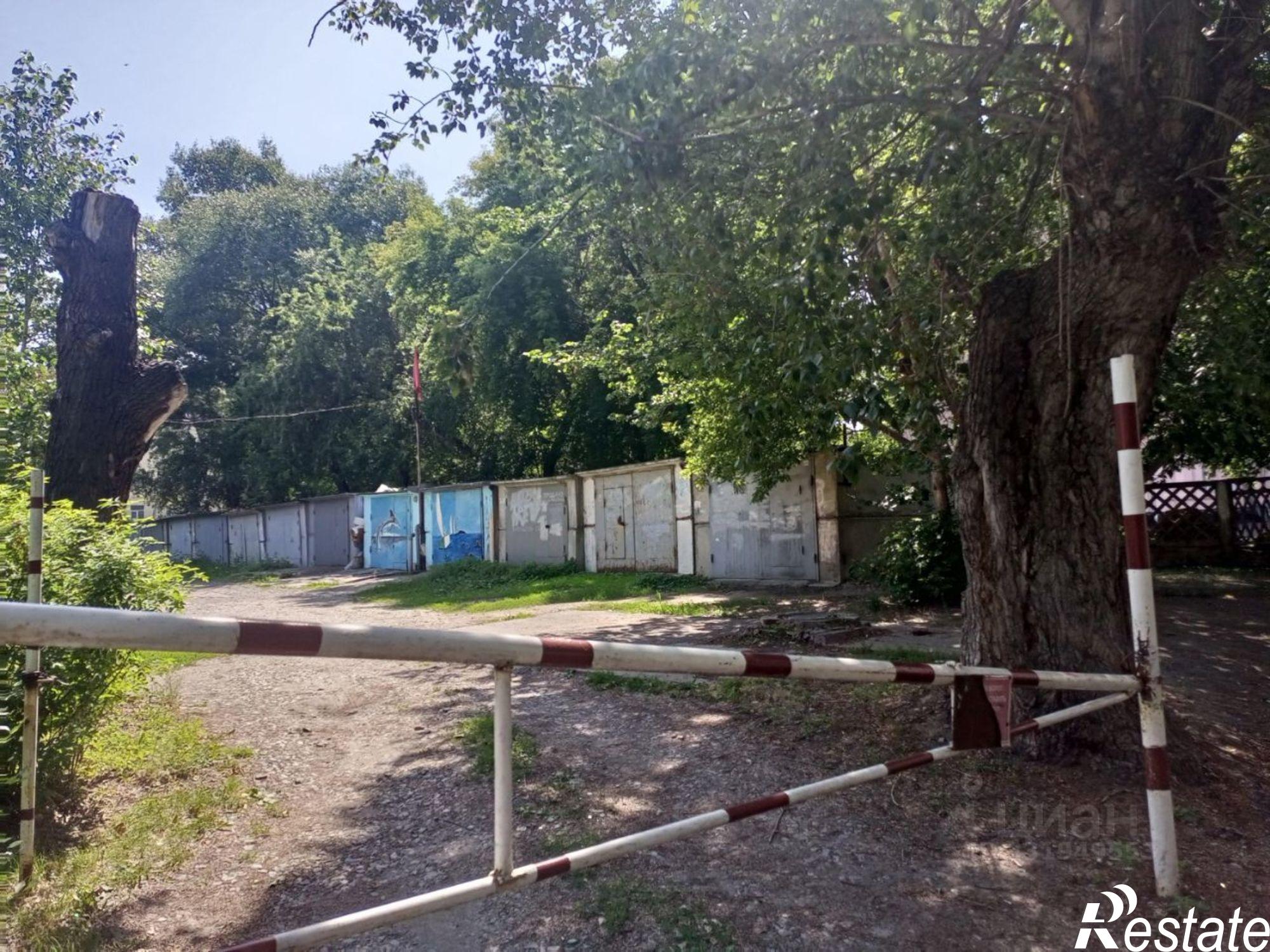 Купить гараж, место в паркинге за 400 008 рублей на ул Профинтерна, 55