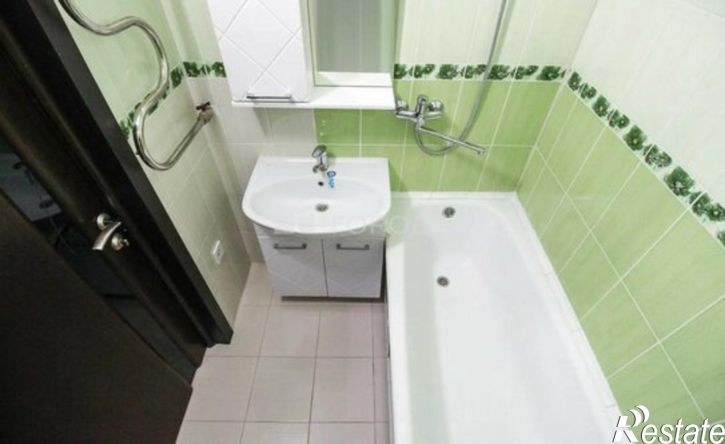3-комн квартира ул Новгородская, 14,  д. 14
