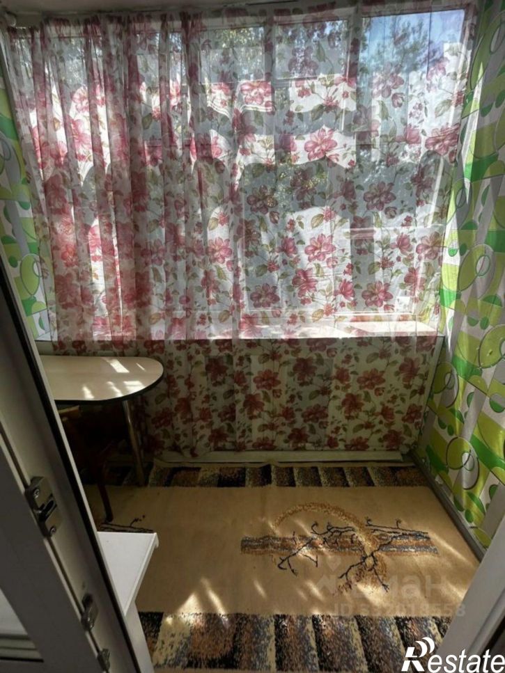 Комната улица Антона Петрова, 214,  д. 214