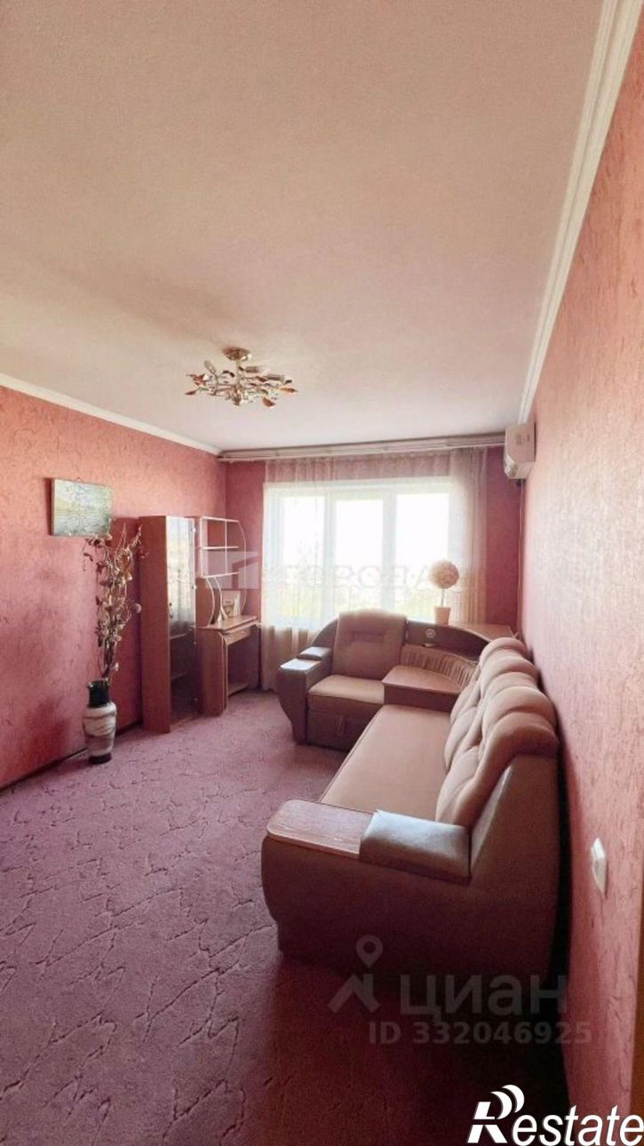 2-комн квартира улица Панфиловцев, 3,  д. 3