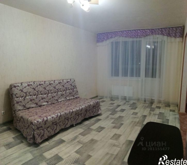 1-комн квартира улица Сергея Ускова, 10,  д. 10