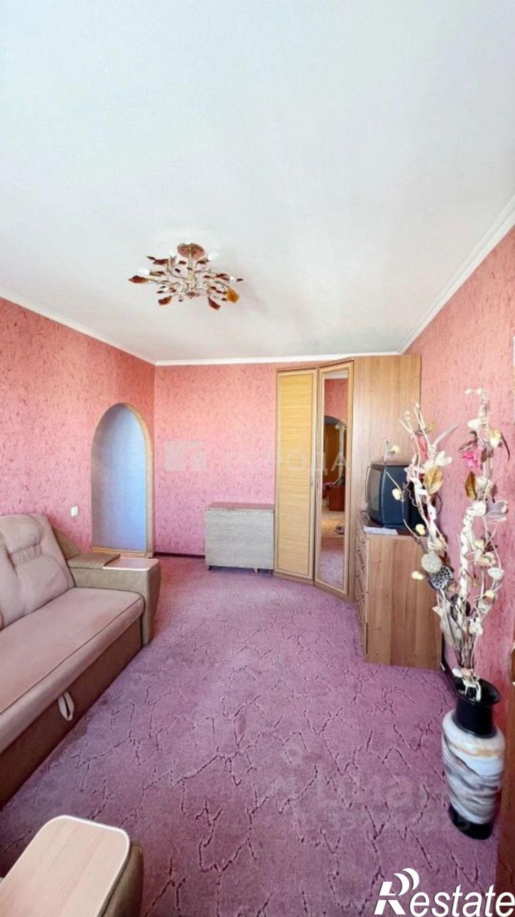 2-комн квартира улица Панфиловцев, 3,  д. 3