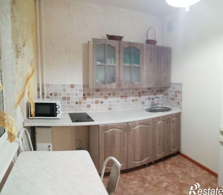 1-комн квартира улица Сергея Ускова, 10,  д. 10
