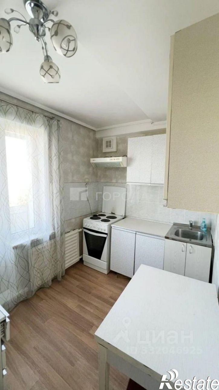 2-комн квартира улица Панфиловцев, 3,  д. 3