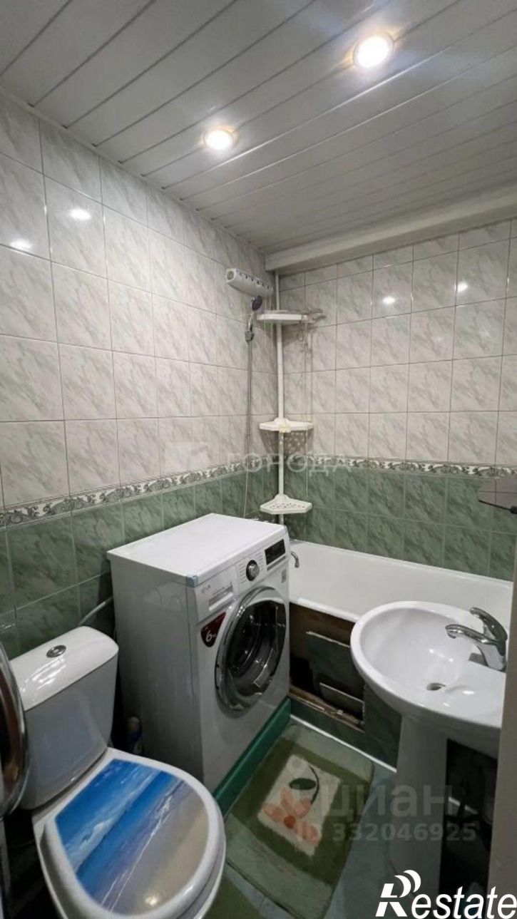 2-комн квартира улица Панфиловцев, 3,  д. 3