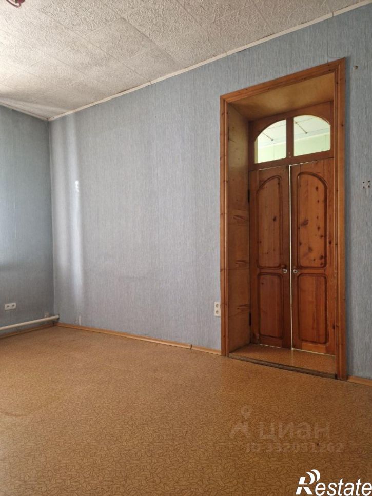 4-комн квартира ул Профинтерна, 10,  д. 10