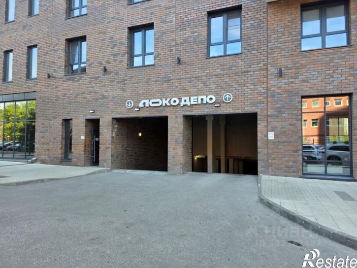 Гараж/парковка проспект Строителей, 18 к1,  д. 18 к1