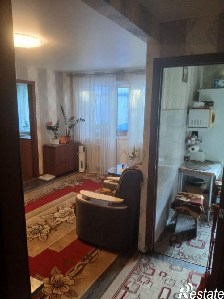 2-комн квартира улица Глушкова, 33,  д. 33