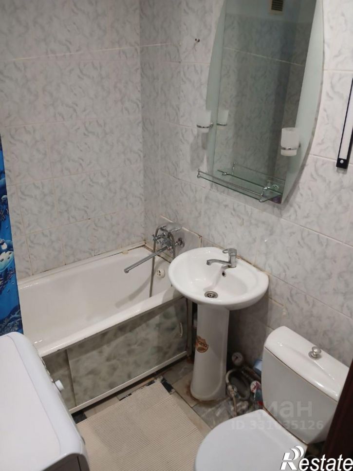 2-комн квартира улица Глушкова, 33,  д. 33