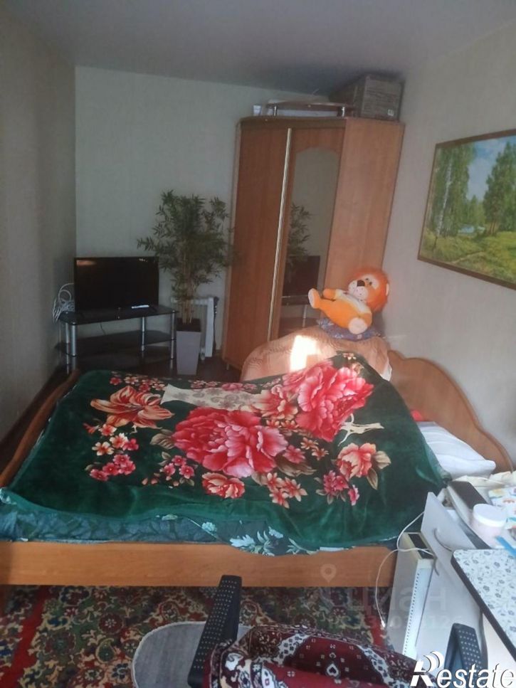 2-комн квартира улица Глушкова, 33,  д. 33