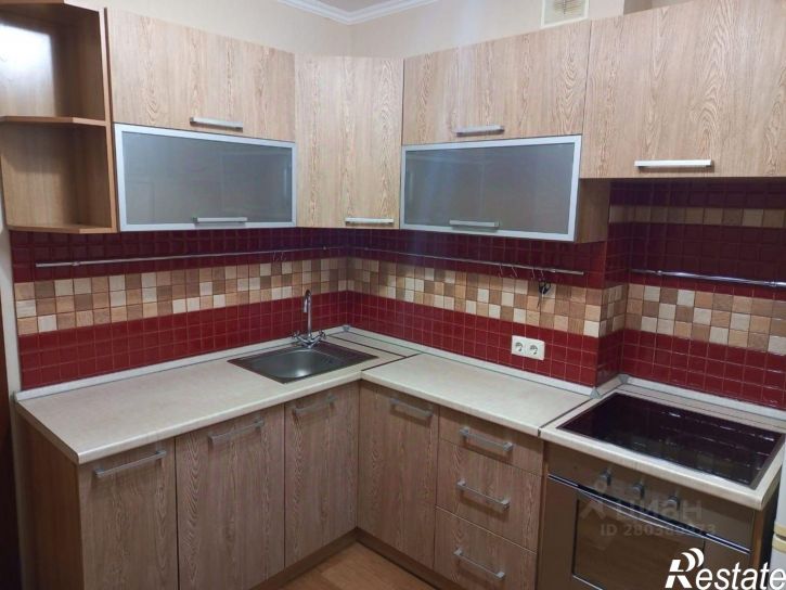 2-комн квартира Лазурная улица, 36,  д. 36