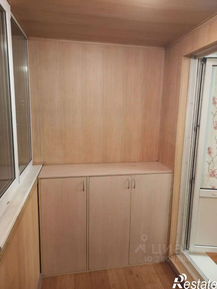 2-комн квартира Лазурная улица, 36,  д. 36