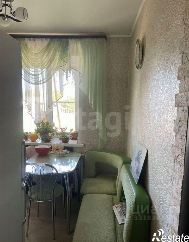 2-комн квартира пр-кт Космонавтов, 61е,  д. 61е
