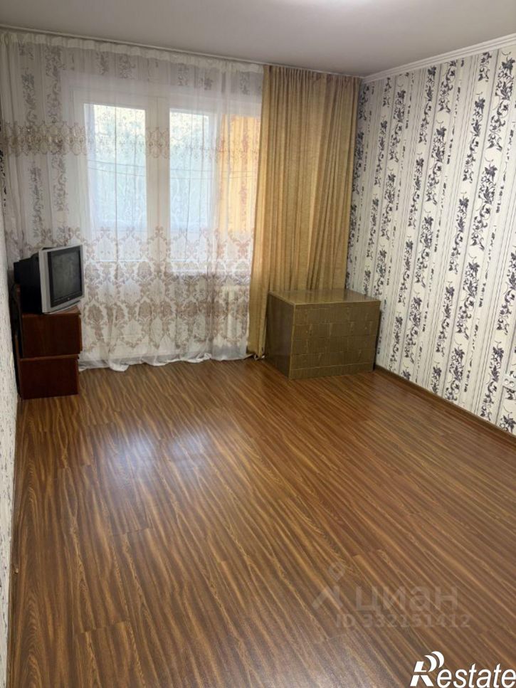 1-комн квартира улица Малахова (дублёр), 140,  д. 140