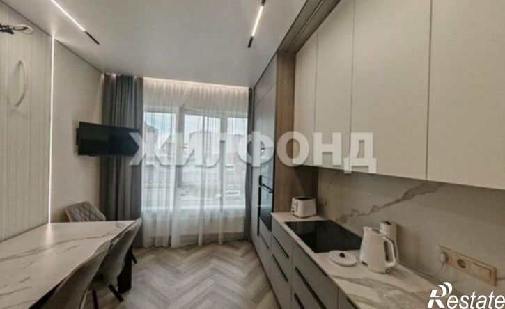 3-комн квартира ул им В.Т.Христенко, 1,  д. 1