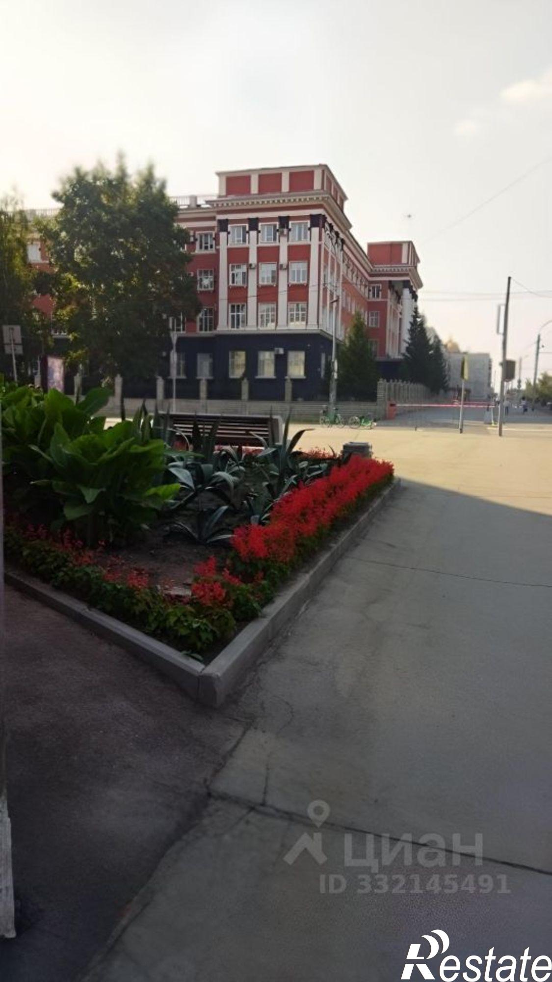 Сдать дачу, дом, коттедж за 30 000 рублей на улица Никитина, 114