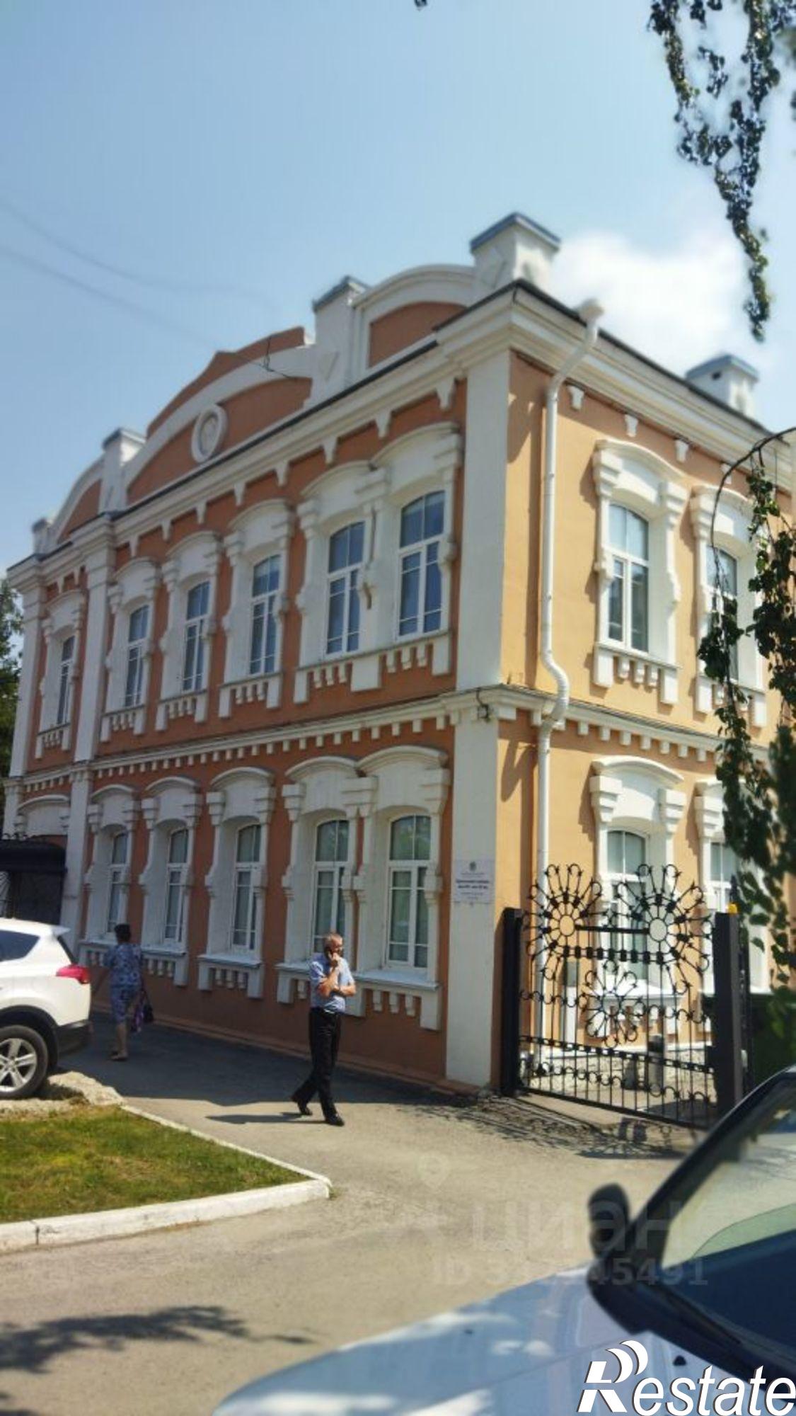 Сдать дачу, дом, коттедж за 30 000 рублей на улица Никитина, 114