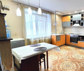 3-комн, 83кв м, этаж 2/15 улица Антона Петрова, 246