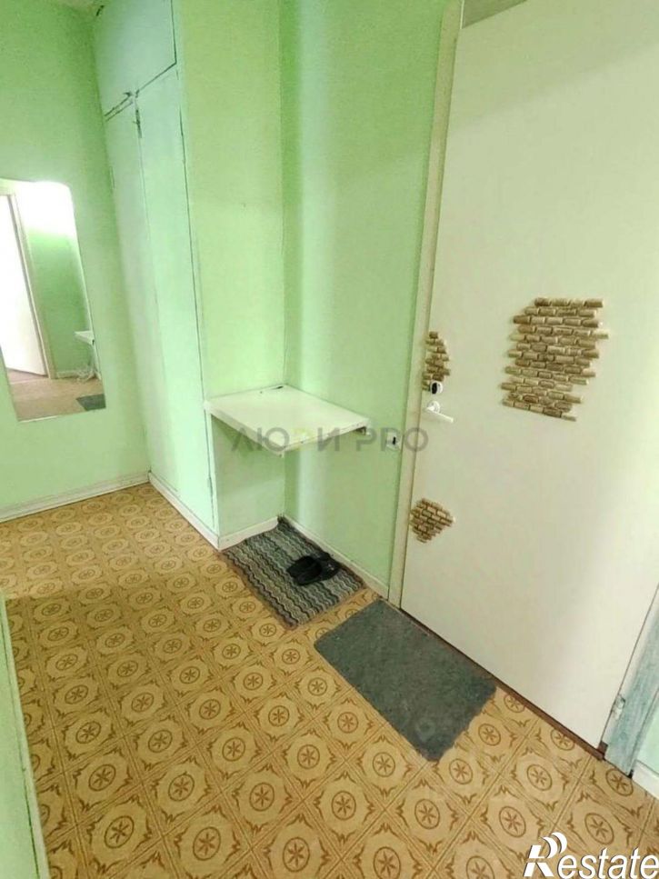 2-комн квартира улица Сухэ-Батора, 8,  д. 8