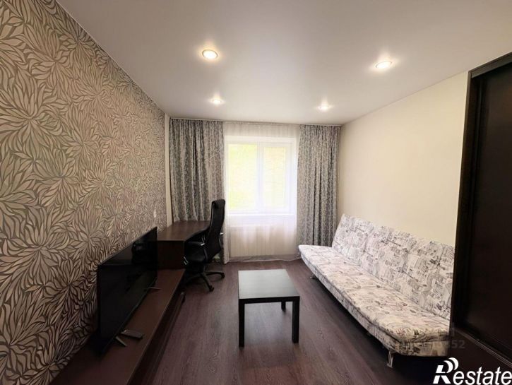 3-комн квартира улица Гущина, 75А,  д. 75А