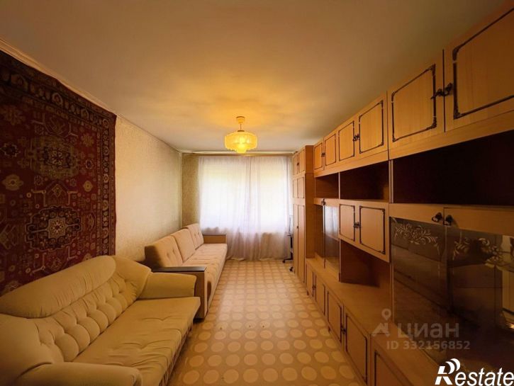 3-комн квартира улица Гущина, 75А,  д. 75А