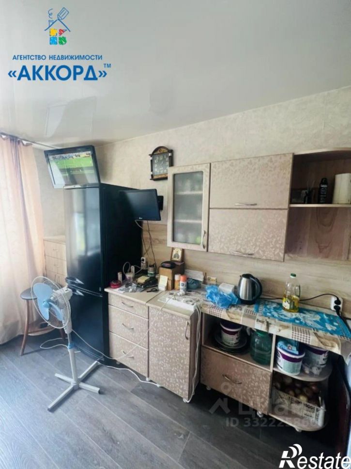 Комната улица Веры Кащеевой, 23,  д. 23