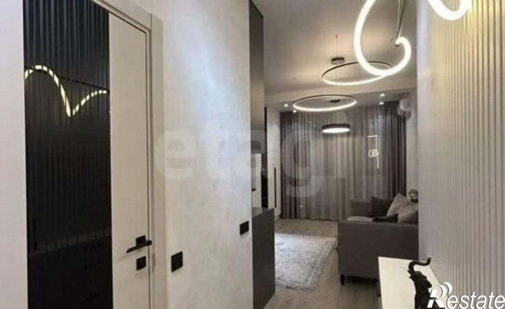 2-комн квартира проспект Строителей, 18 к1,  д. 18 к1