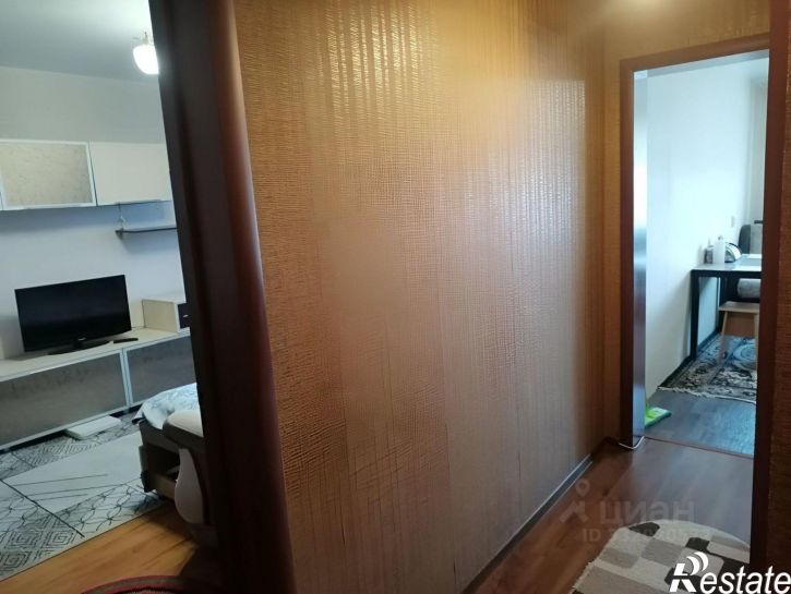 2-комн квартира Лазурная улица, 51,  д. 51