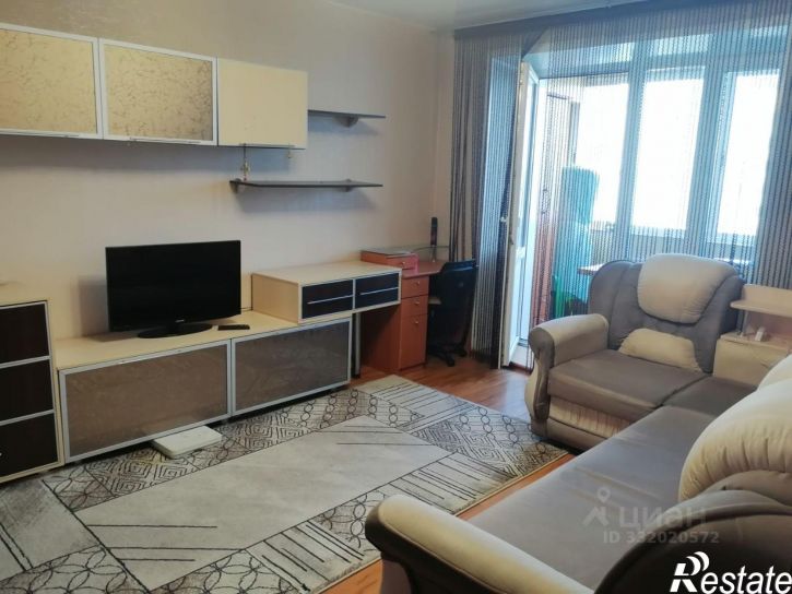 2-комн квартира Лазурная улица, 51,  д. 51