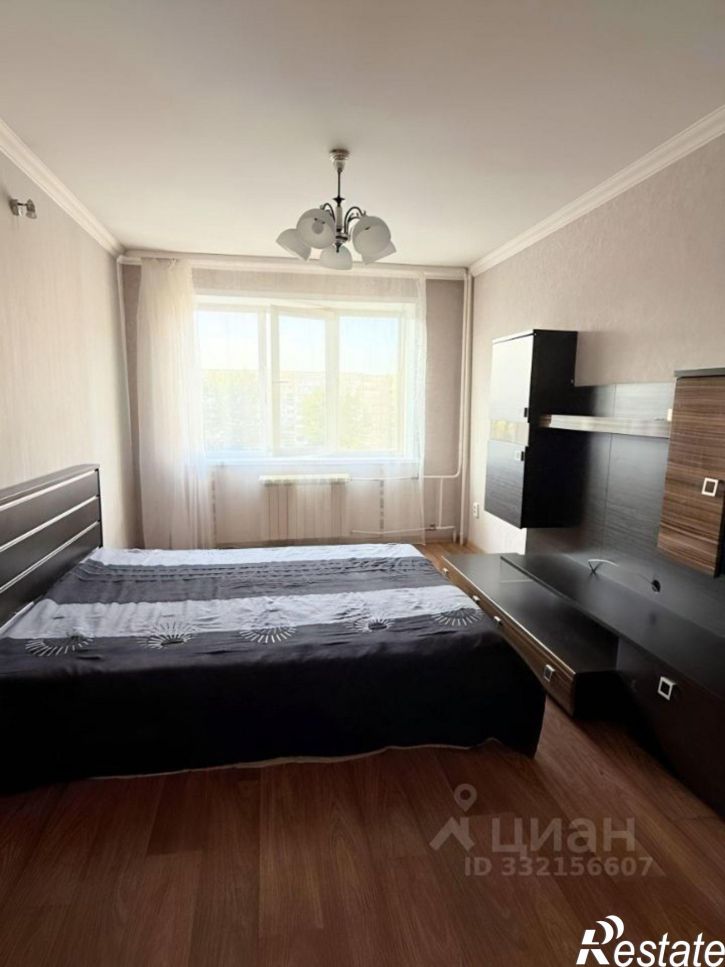 3-комн квартира улица Шукшина, 8,  д. 8