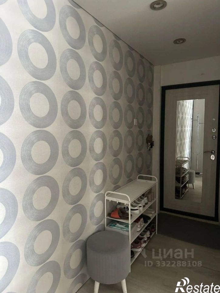 3-комн квартира улица Юрина, 271,  д. 271