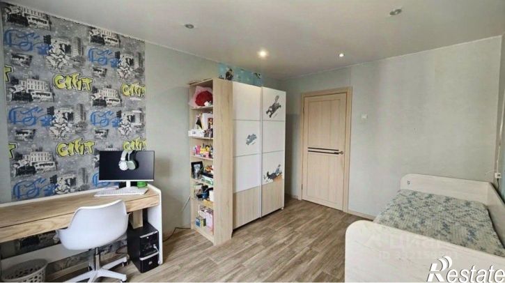3-комн квартира ул Веры Кащеевой, 15,  д. 15