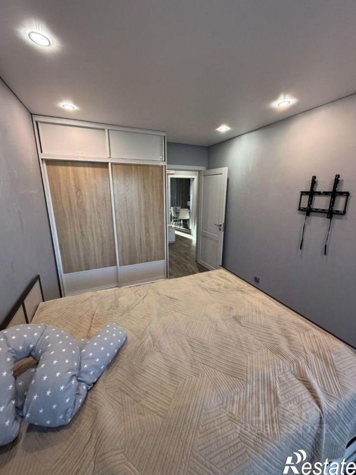 3-комн квартира Змеиногорский тракт, 82,  д. 82